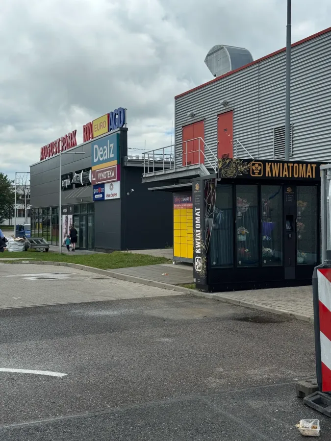 Kwiatomat Różany Zakątek, Augustów, ul. Wojska Polskiego 50, zdjęcie 2