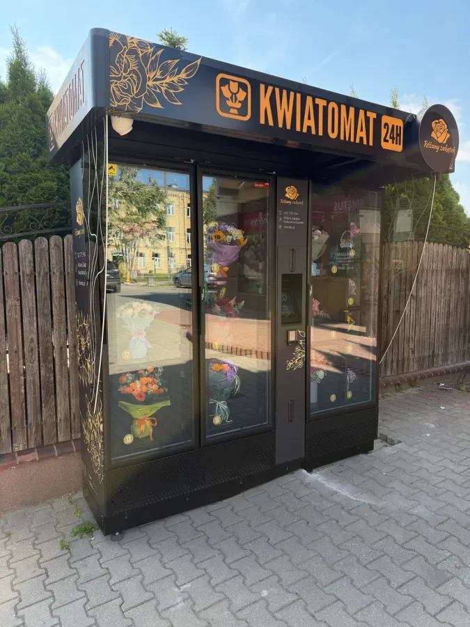 Kwiatomat Różany Zakątek, Suwałki, ul. Wojska Polskiego 78, zdjęcie 1